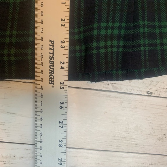 Danny & Nicole Green and Blue Plaid Blazer - Picture 5 of 9